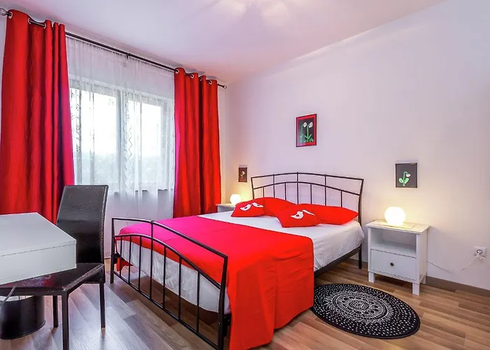 In Near Center Apartament *