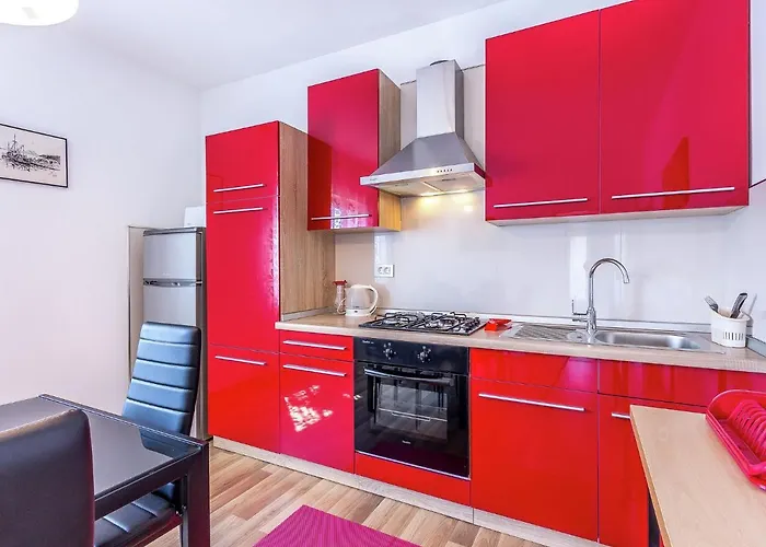 In Near Center Apartman