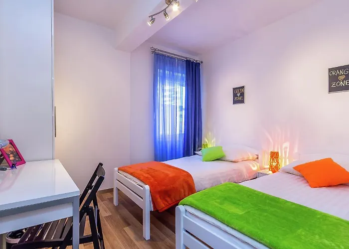 Apartman In Near Center Póla